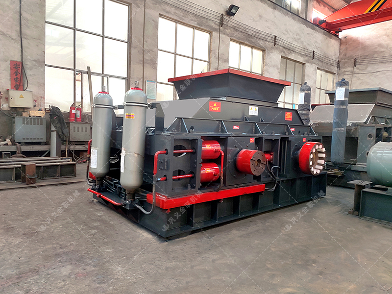 2PGY1007型全自動液壓對輥破碎機發往河北