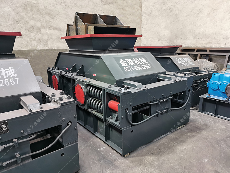 2PG1000X700對輥破碎機發貨圖片_發往湖北恩施_鵝卵石制砂